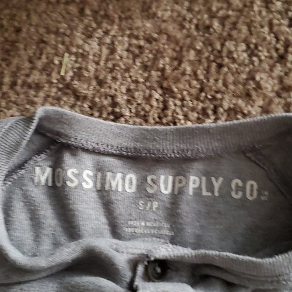 Mossimo Mens Gray 1/4 button down Casual T-shirt. - Picture 3 of 4